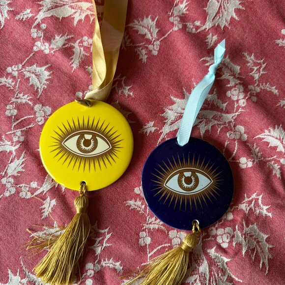 Jonathan Adler Le Wink Ornaments  Set of 2 - Picture 4 of 4